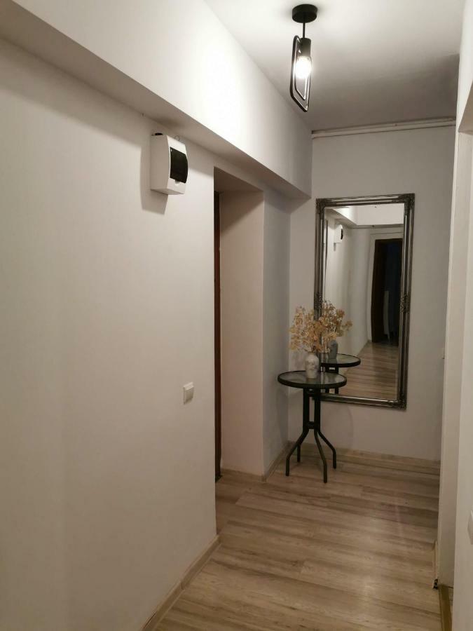 Youth Central Apartment Târgu-Mureş Eksteriør bilde